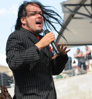 jonathan-davis-review